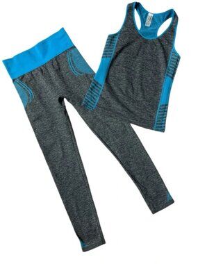 NWOT New Mix Women’s Sport Tank top and Legging Set (One Size)